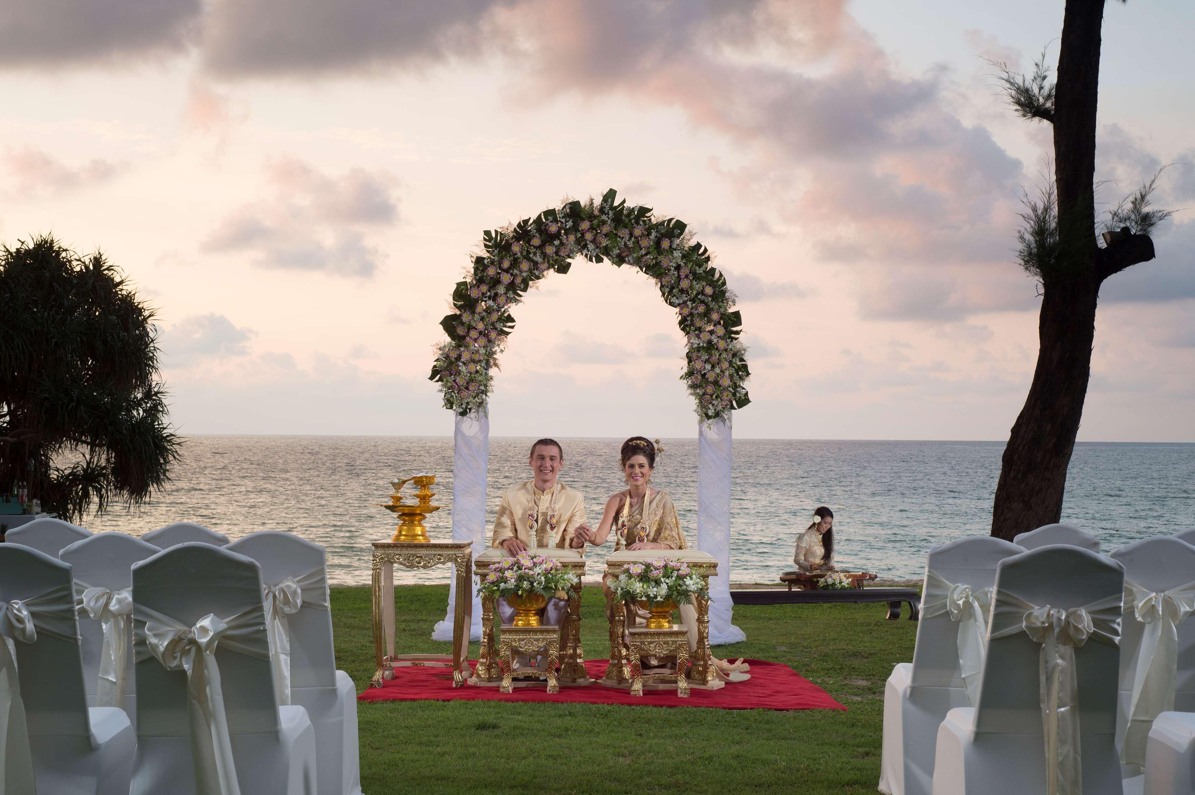 Dusit Thani Laguna Phuket Pláž Exteriér fotografie Thai wedding