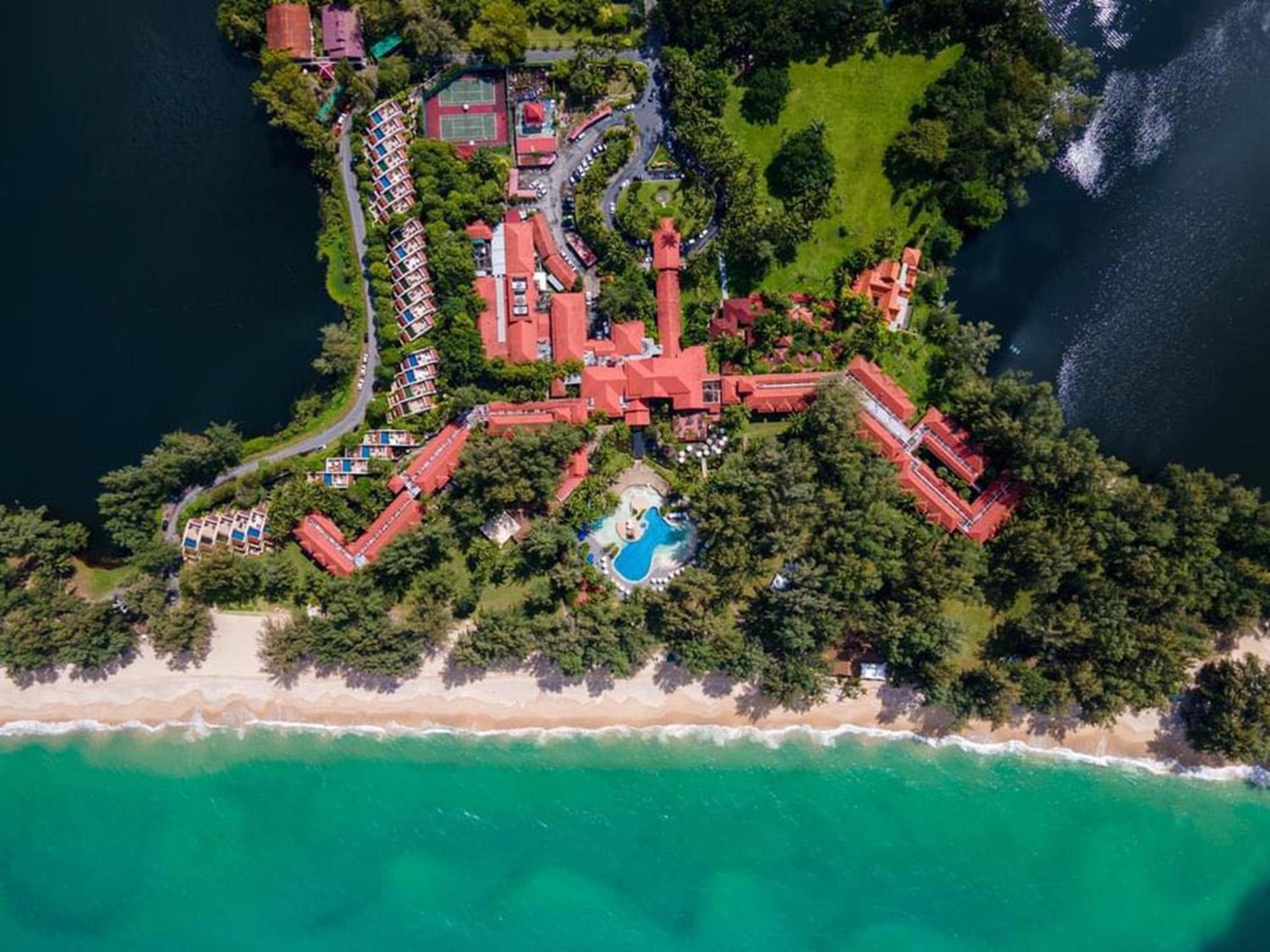Dusit Thani Laguna Phuket Pláž Exteriér fotografie Aerial view of the resort